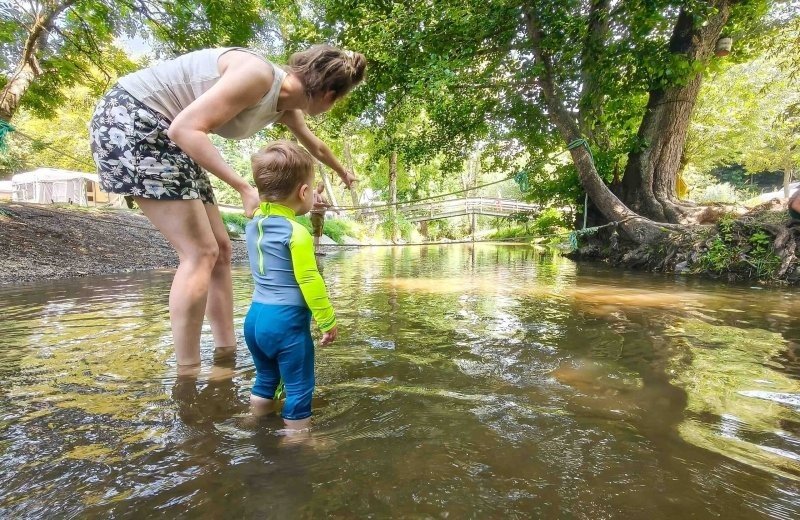 Camping val dor met beekje voor jonge kinderen 1