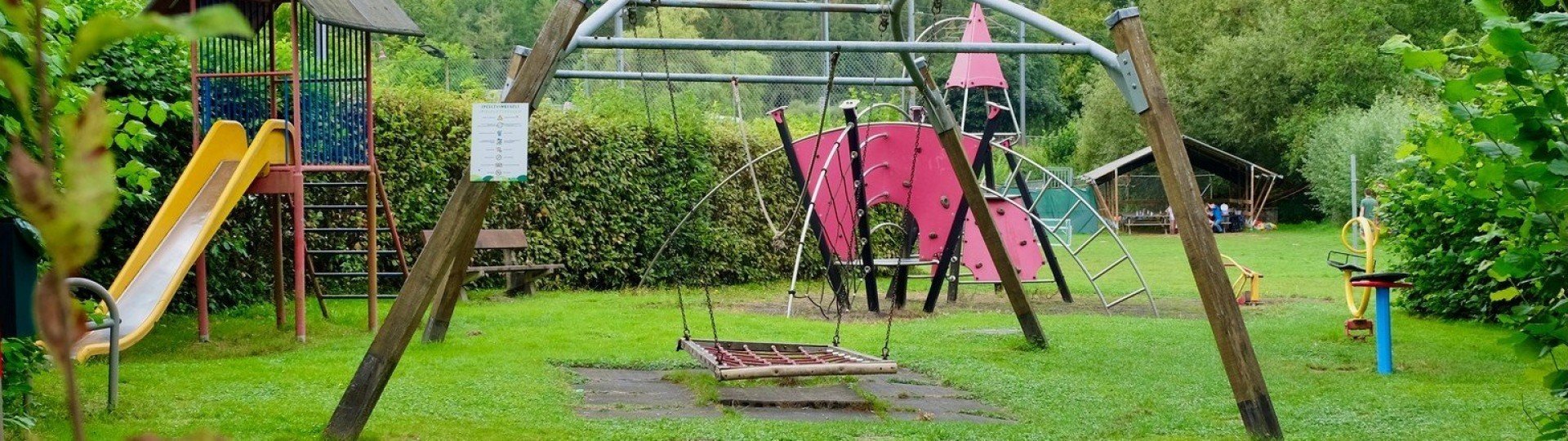 Camping val dor speeltuin met klimrek zuid