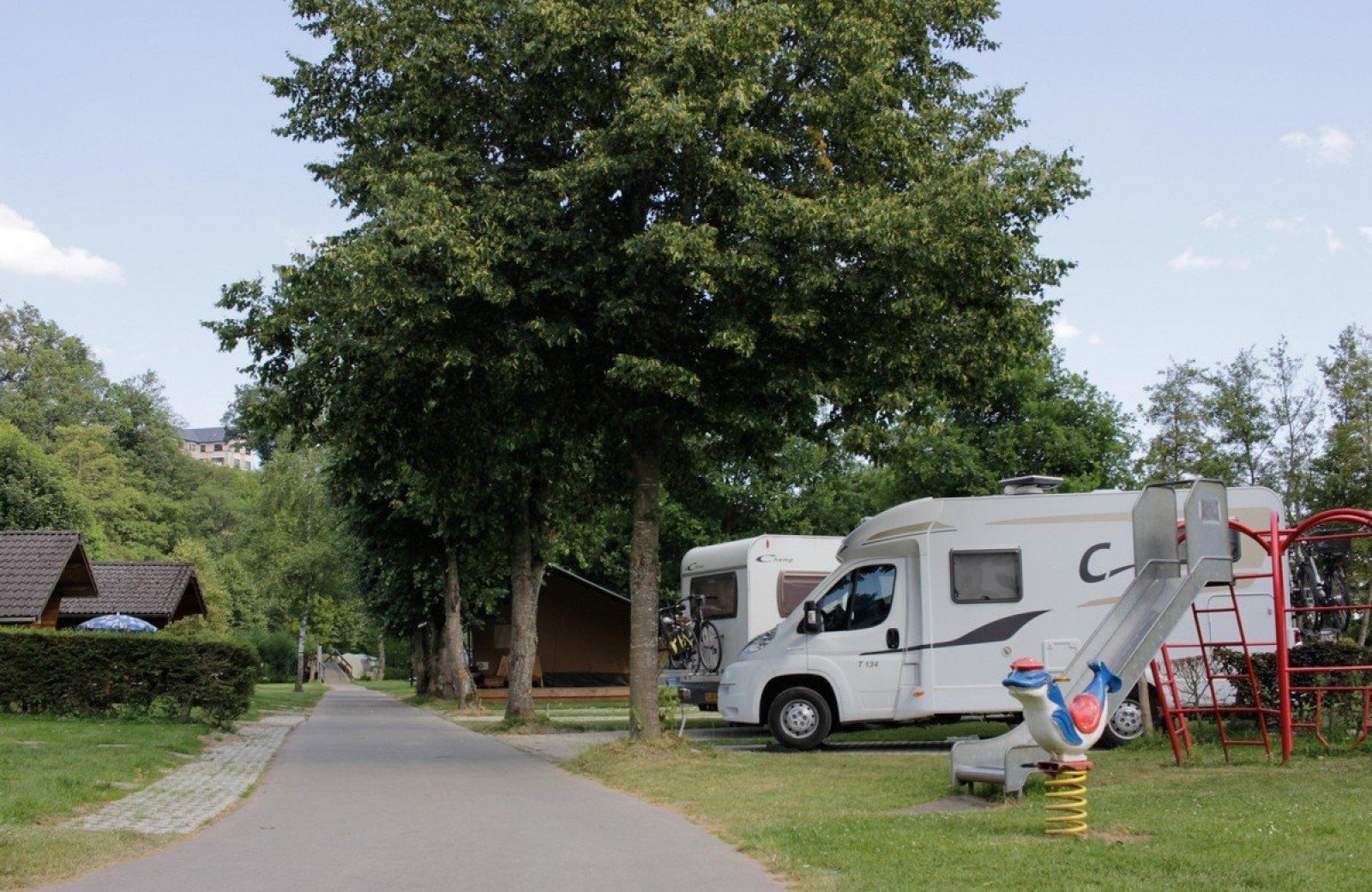 Kampeerplaats camper luxemburg val dor