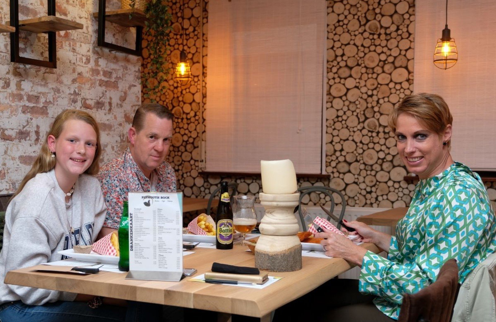 Sfeer bistro op camping val dor